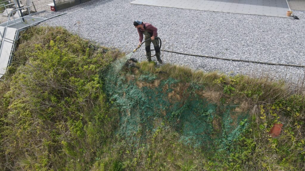 Fixing sand surfaces