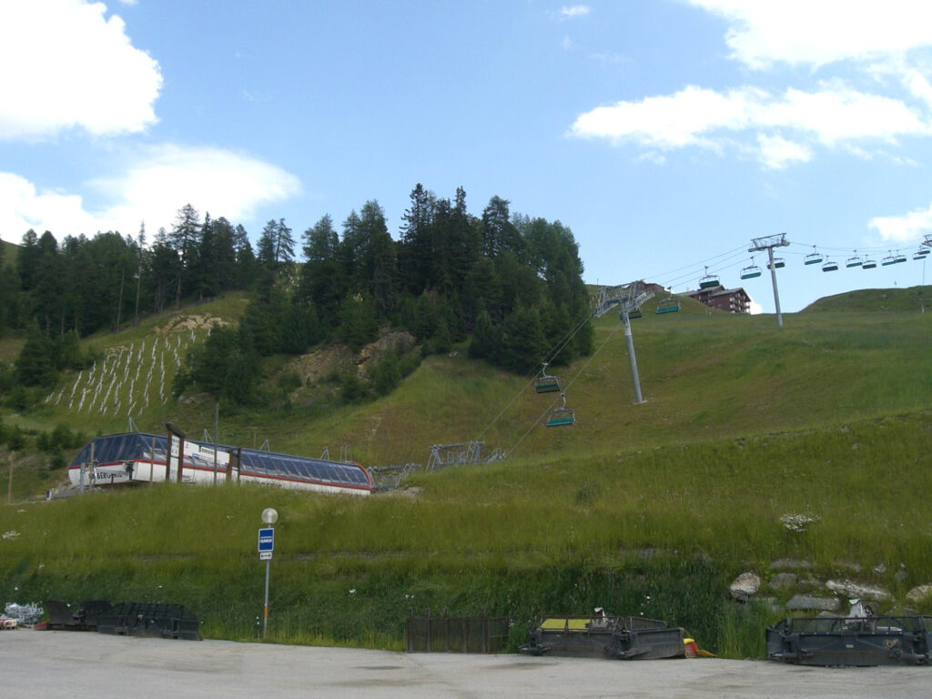 Greening of ski slopes
